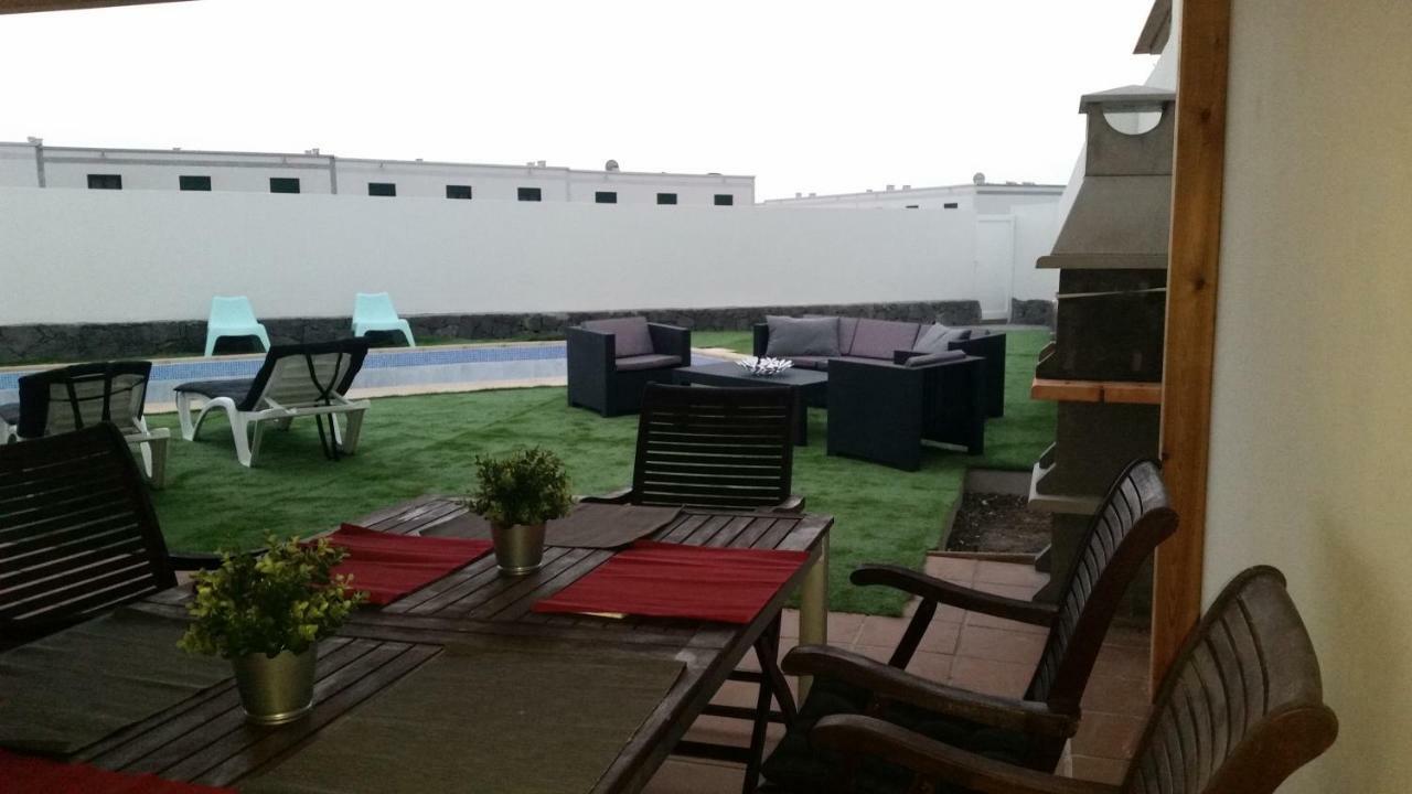 VillaAntonia private huge heated pool&super fast wifi Playa Blanca  Esterno foto