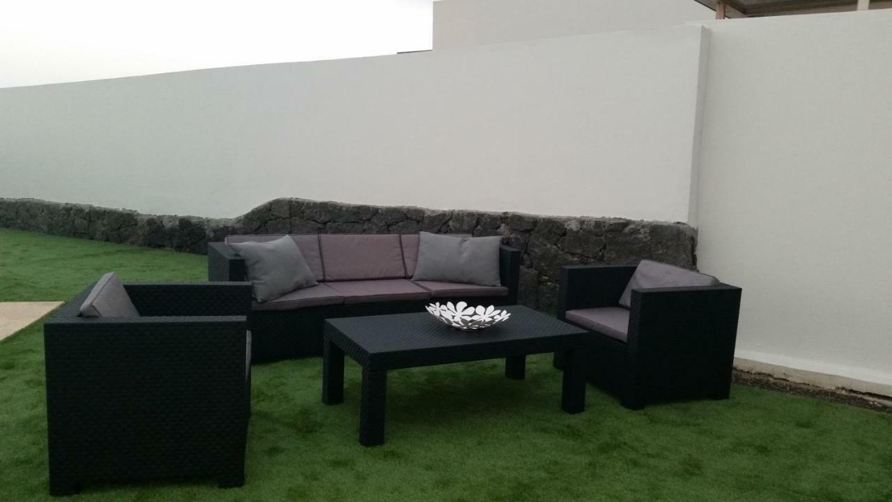 VillaAntonia private huge heated pool&super fast wifi Playa Blanca  Esterno foto