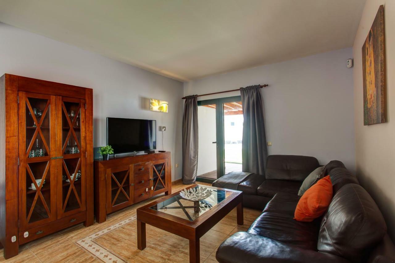 VillaAntonia private huge heated pool&super fast wifi Playa Blanca  Esterno foto